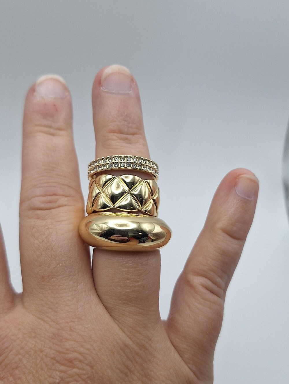 Nordstrom Size 9 Gold Tone Statement Ring Set Rhinestone Stackable 3 Pc - Picture 3 of 11